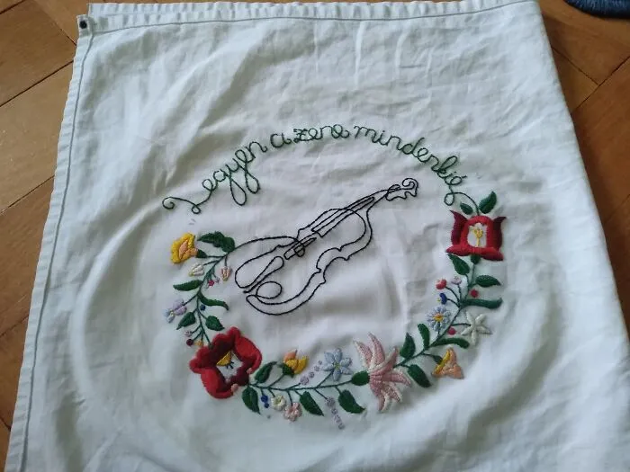 "Let The Music Belong To Everyone"- Kodály Zoltán Hu