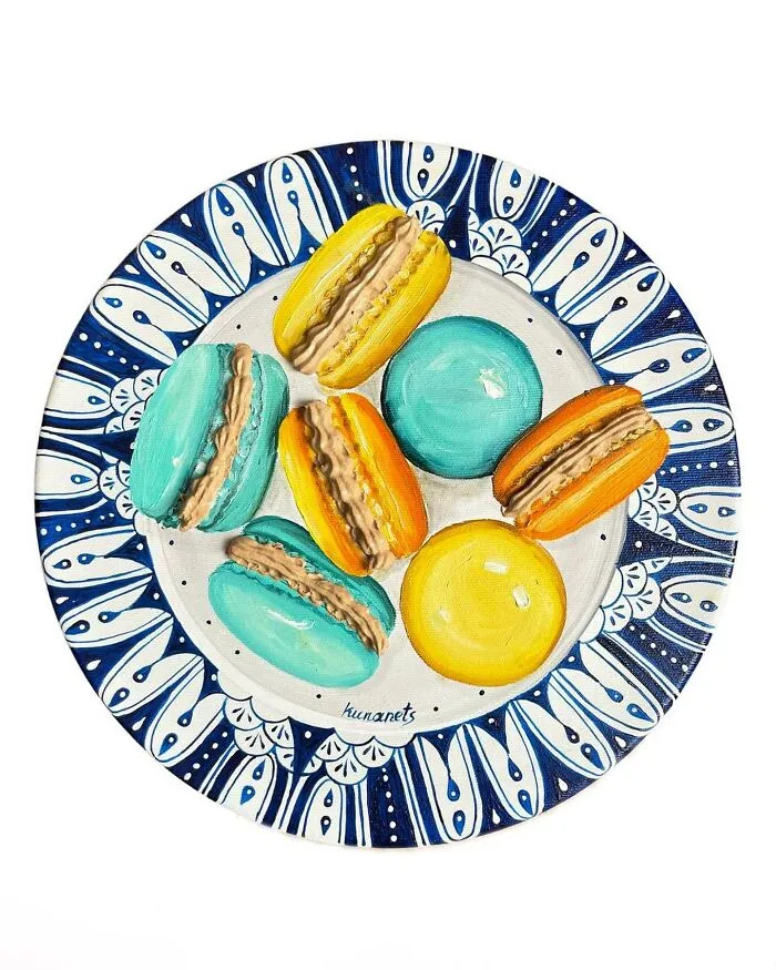 This Ukrainian Artist Paints Vintage Plates With 3D Food Of All Kinds (35 Pics)