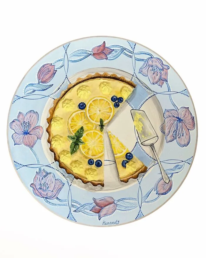 This Ukrainian Artist Paints Vintage Plates With 3D Food Of All Kinds (35 Pics)