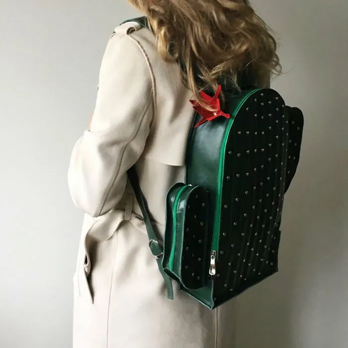 Here Are 35 Amusing Unorthodox Bags Inspired By Books, Pop Culture, And Unconventional Items That May Make You Go “Ooh, I Want That”
