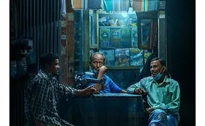 My 30 Photos Capture The Quiet Side Of City Life In The Narrow Streets Of South Asia