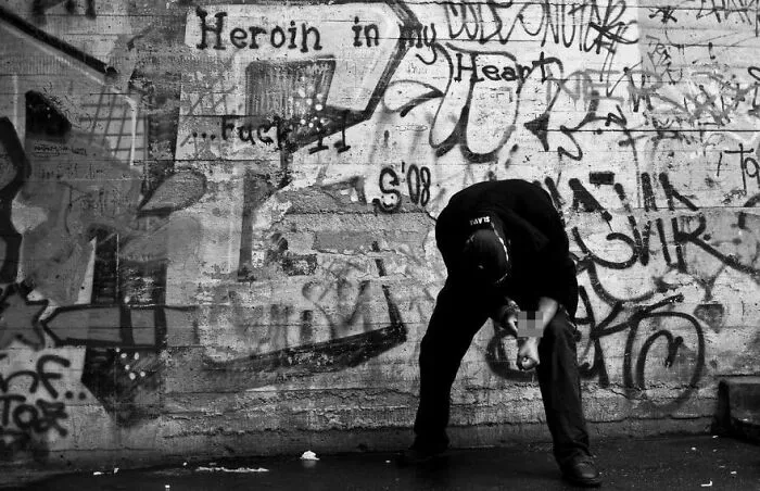 Pasé 8 meses con drogadictos y estas son las 26 fotografías más tristes que tomé