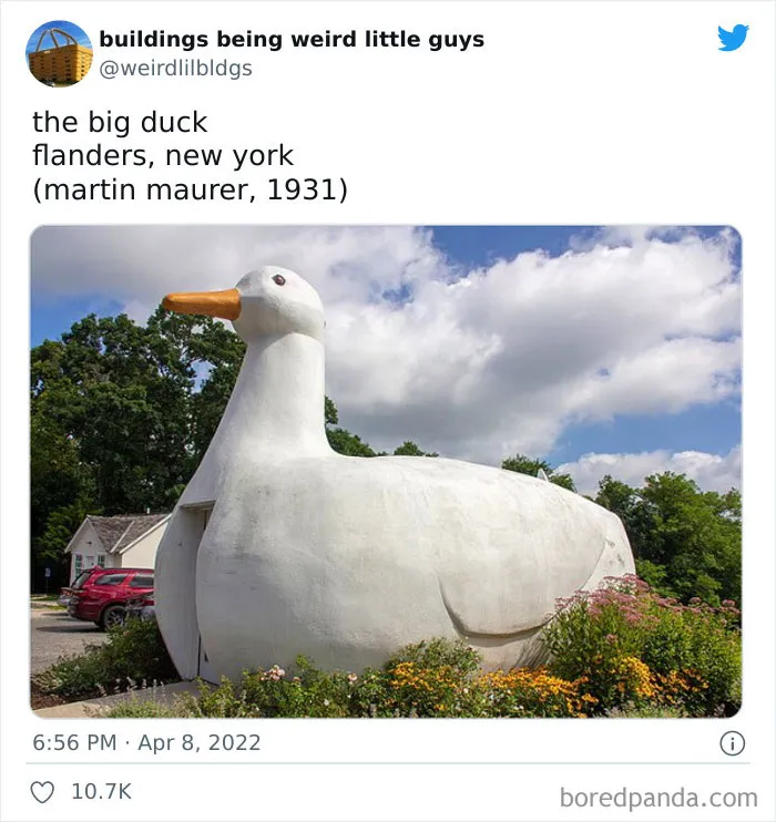 30 Times People Spotted "Buildings Being Weird Little Guys" And Shared Them On This Twitter Page