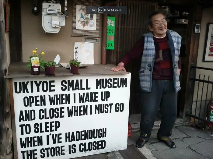 “Japanese Stuff Without Context”: 31 Funny And Weird Pics That Showcase How Unique Japan Really Is