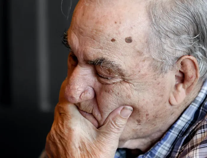 25 Personas delirantes que viven en su propio mundo