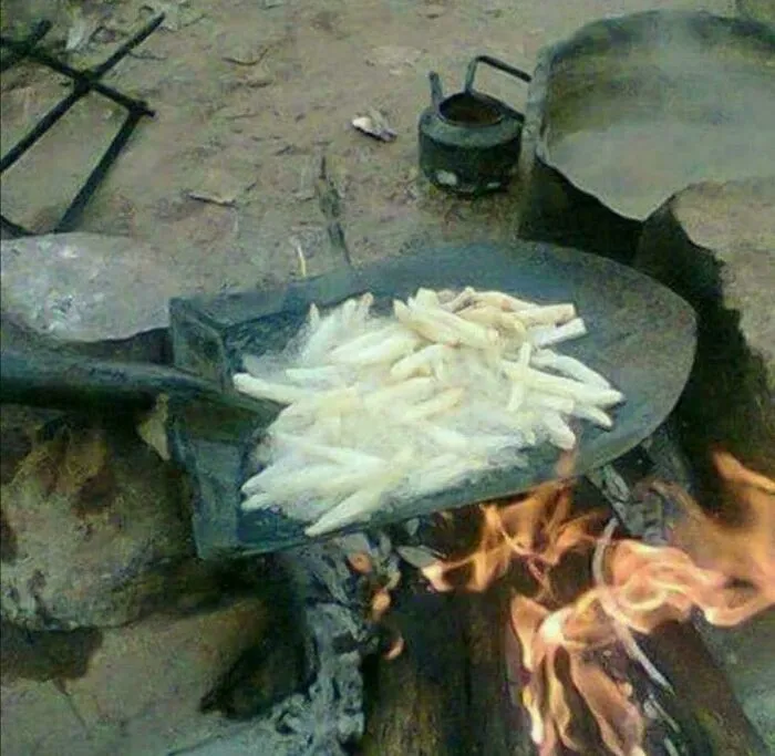 "Some Images": 50 Confusing And Funny Photos Without Any Context, As Shared By This Facebook Page
