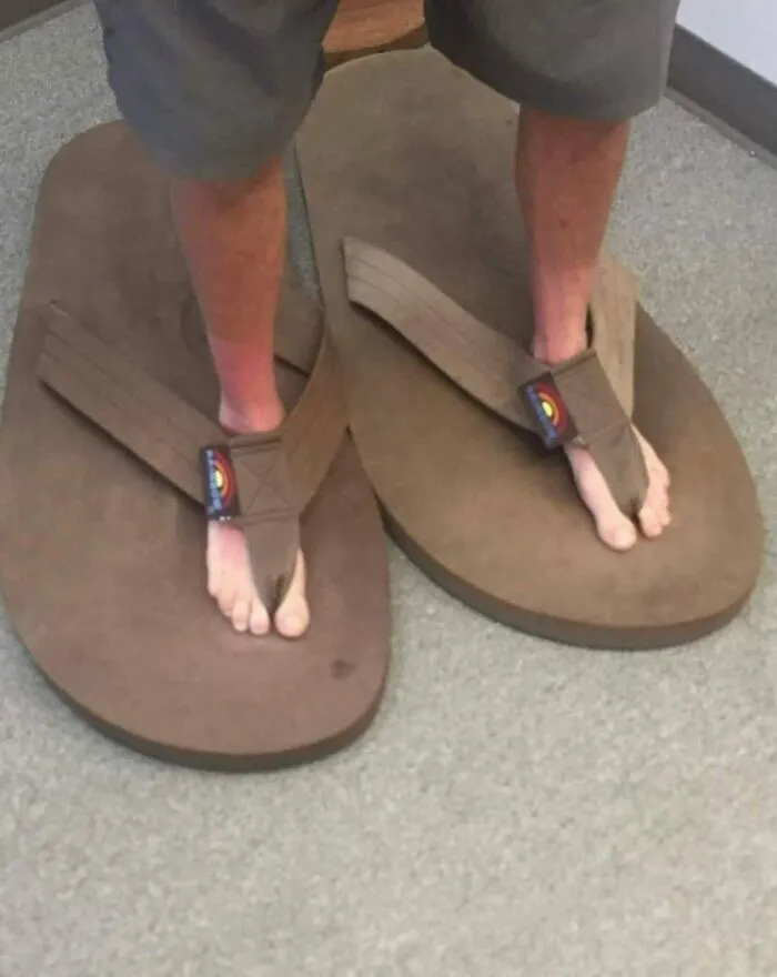 "Some Images": 50 Confusing And Funny Photos Without Any Context, As Shared By This Facebook Page
