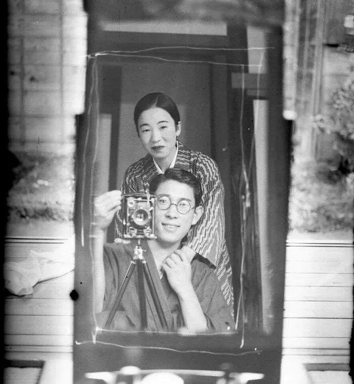 This Mirror Portrait Was Taken 100 Years Ago In Japan