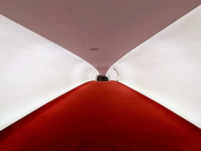 Hotel Tunnel