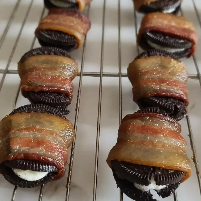 This Facebook Page Is Dedicated To “Wreckless Eating” And Here Are 30 Of The Most Cursed Posts