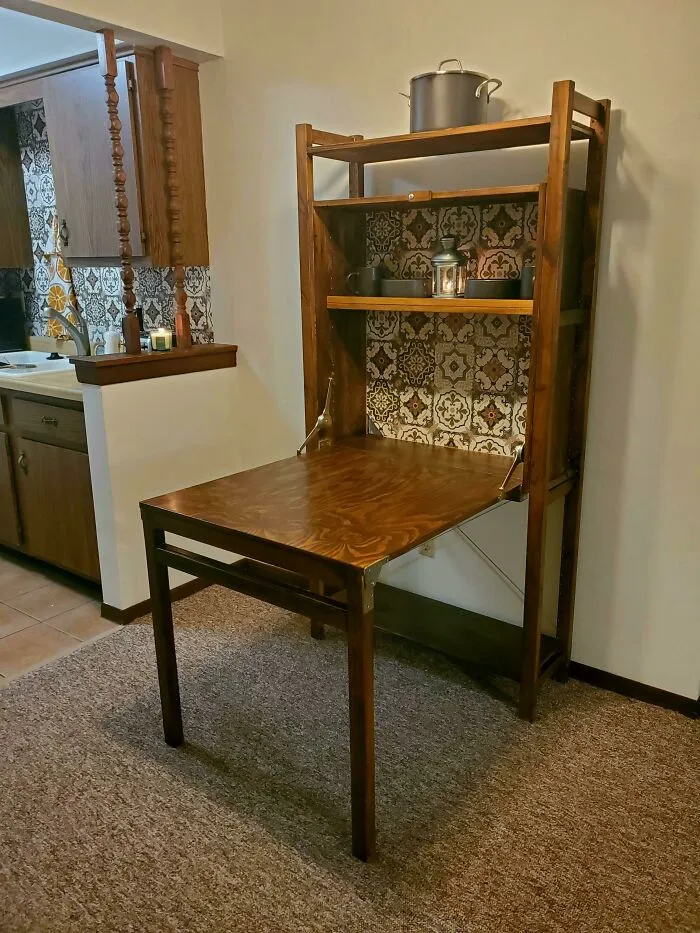 Es la primera vez que lo pintamos… ¡Me encanta como quedó! (¡Mueble con mesa plegable!) 
