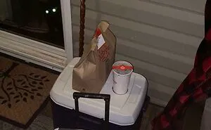 50 Wild And Unexpected Pictures From The Lives Of Delivery Drivers