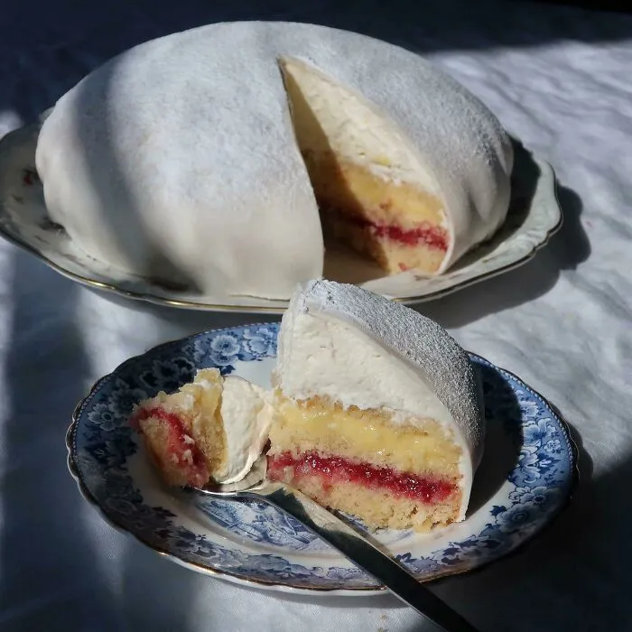 My Girlfriend Made A Prinsesstårta!