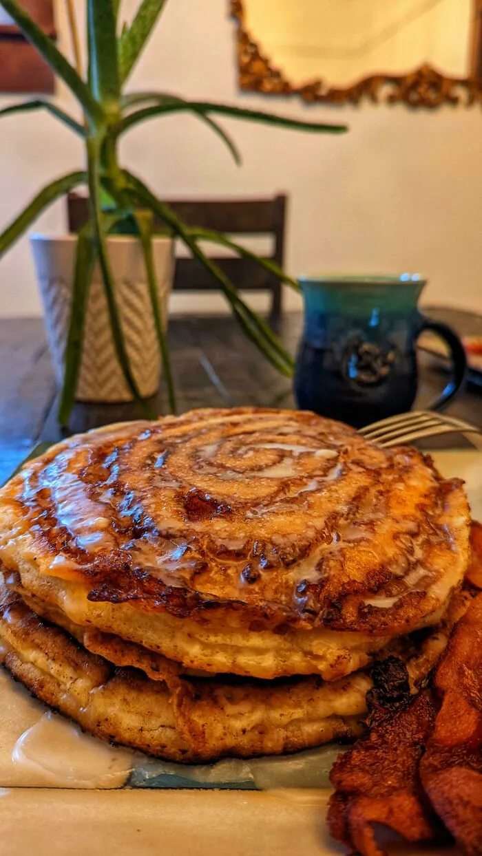 Cinnamon Roll Pancakes 