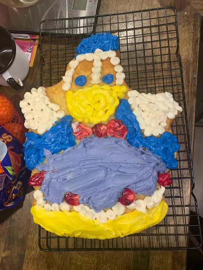 Pastel de cumpleaños del pato Donald