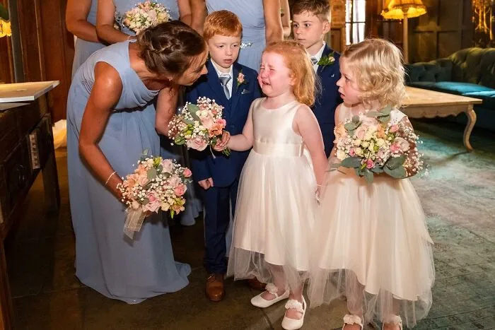 30 Fotografías de bodas tomadas por Ian Weldon que son divertidas y también muy caóticas (Nuevas fotos)