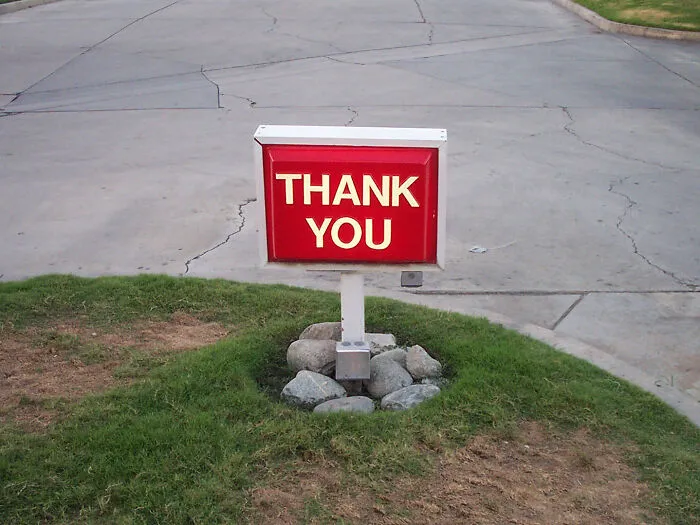 Decir "por favor" y "gracias"