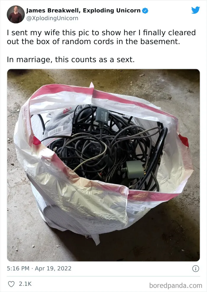30 Hilarious Tweets About Married Life That Perfectly Sum Up Marriage (New Posts)