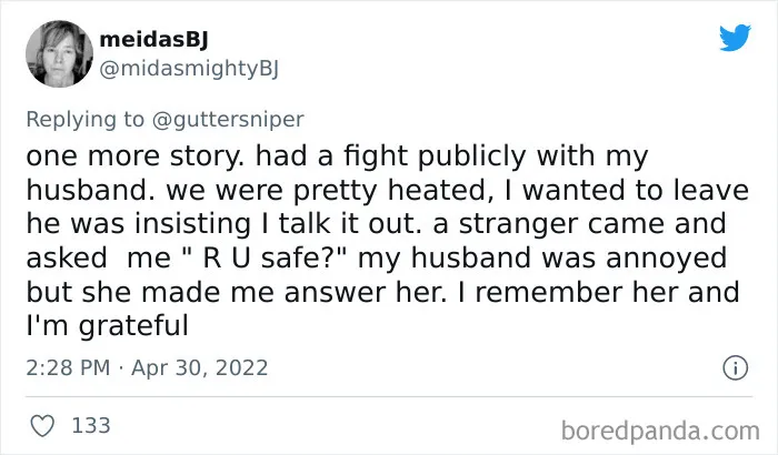 "Men, DO THIS": Bartender Warns Woman About A Suspicious Guy, Inspires Others To Share Similar Stories (24 Stories)