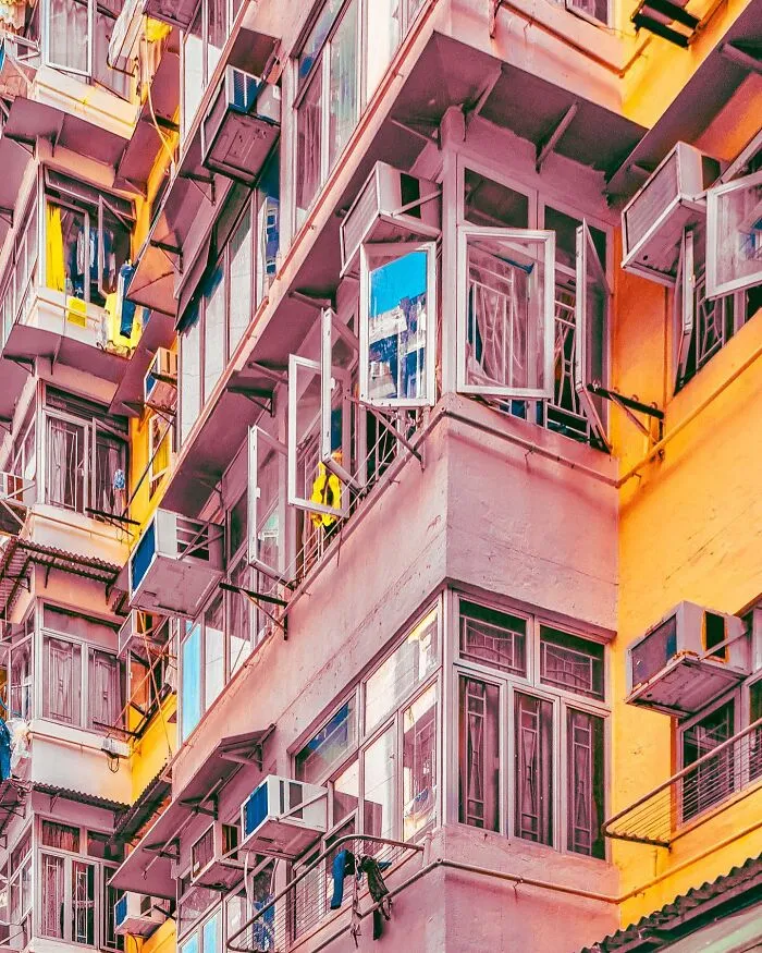I Took Pictures Of The Old Streets Of Hong Kong (24 Pics)