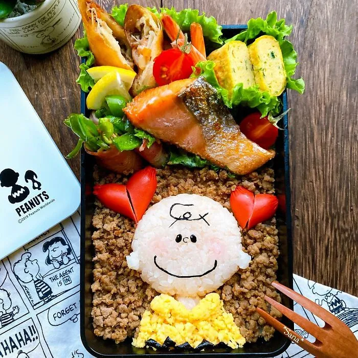 40 Times This Woman Turned Meals Into Scenes From "Peanuts" (40 Pics)