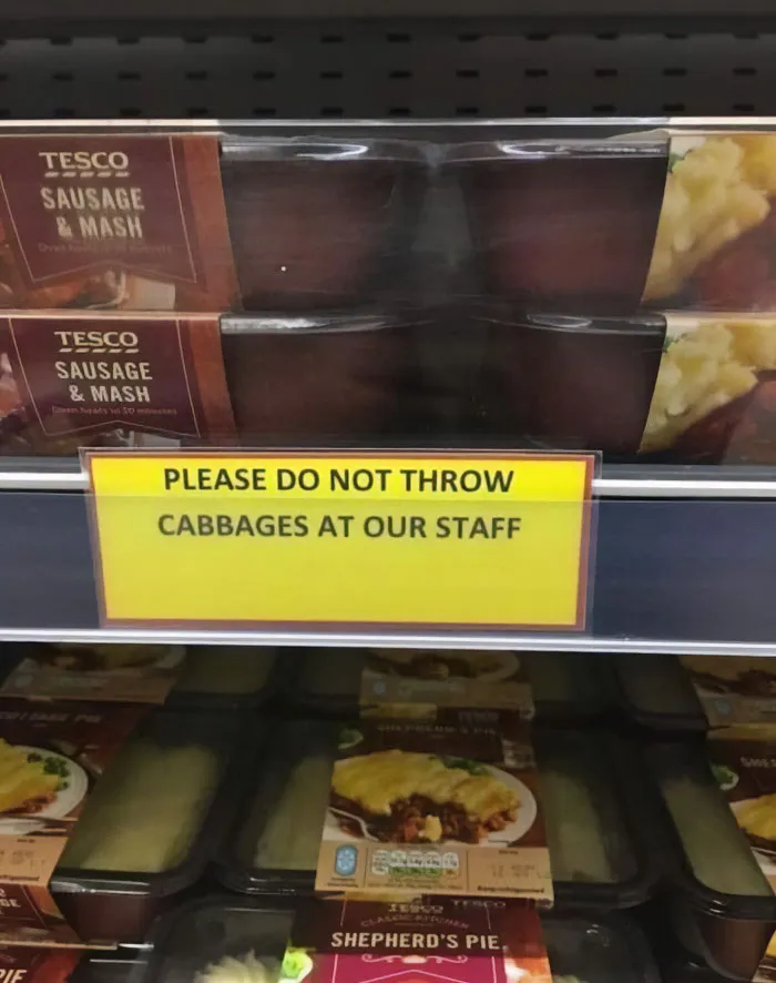 40 Times People Spotted Such Hilarious And Absurd Signs, They Had To Share Them On This Facebook Group