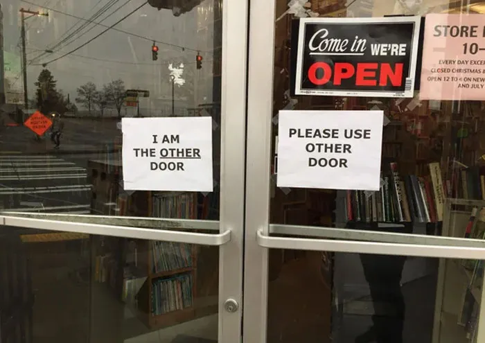 40 Times People Spotted Such Hilarious And Absurd Signs, They Had To Share Them On This Facebook Group