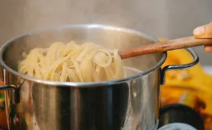 30 Of The Worst Beliefs About Cooking People Have Been Taught By Their Parents, As Shared On This Online Thread