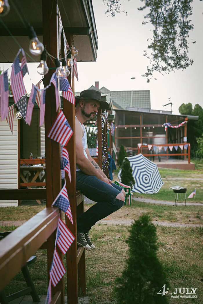51 Pics Of Polish People Roleplaying As Americans Celebrating The 4th Of July