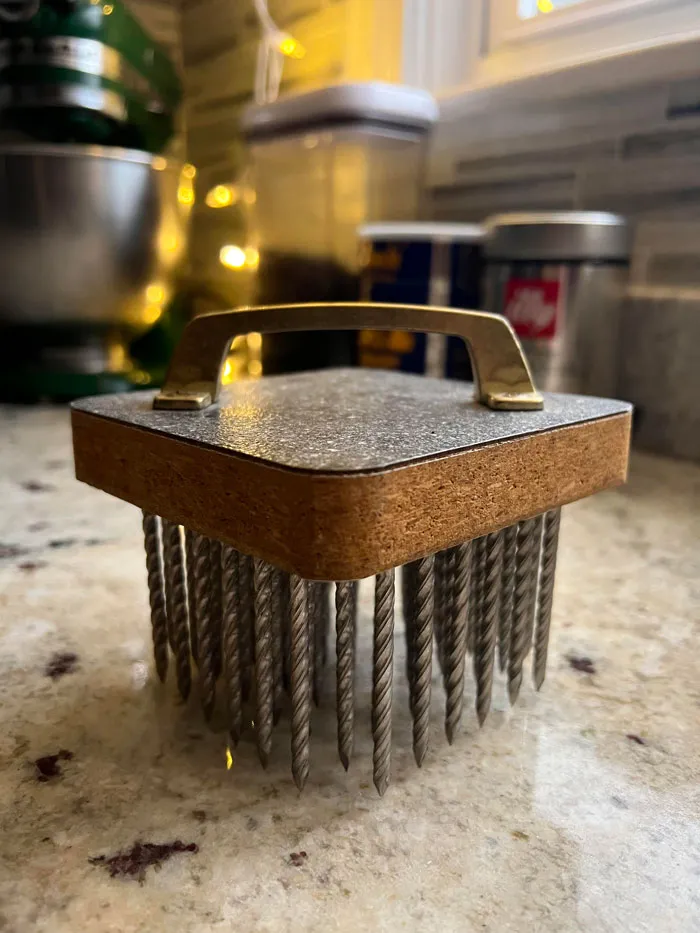 Came In A Box Of Candy Making Supplies That I Got Off Craigslist. Measures 4 1/2 Inches Wide And Has About 60 Twisty Screws Embedded Into It. It Came With Lots Of Different Semi-Professional Sugar/Candy Tools And This One Has Me Stumped
