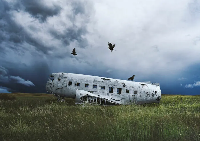 I Like To "Look At Usual Things With Unusual Eyes", Here Are 28 Surreal Images I Created