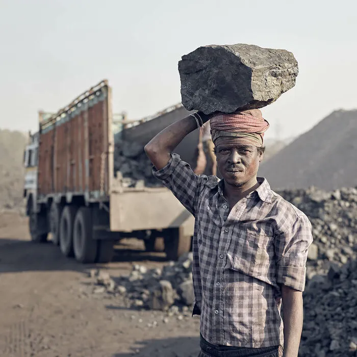 Photographer Captures The Collapse Of Nature In His “Black Diamond” Exhibition (18 Pics)