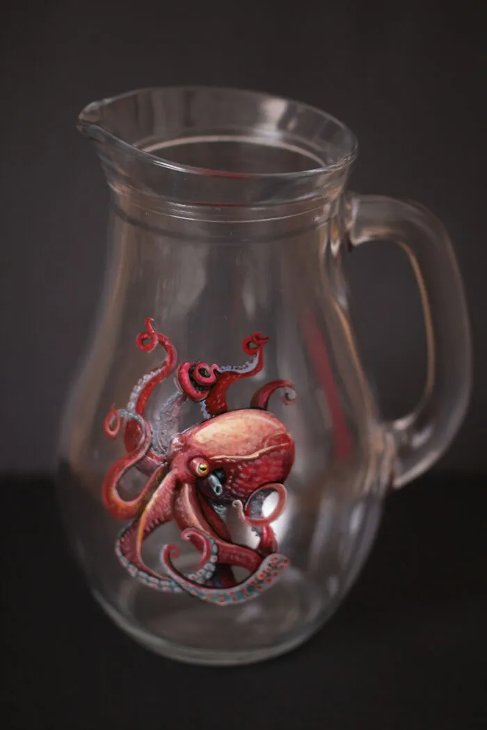 For My Son's Amusement, I Started Painting Him Realistic Animals And Discovered That Glass Was A Perfect Surface For That (21 Pics)
