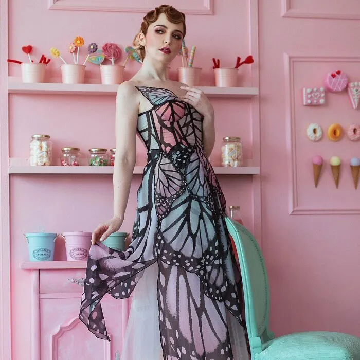 Designer Turns Women Into Real-Life Fairies With Her Butterfly Dresses (23 Pics)