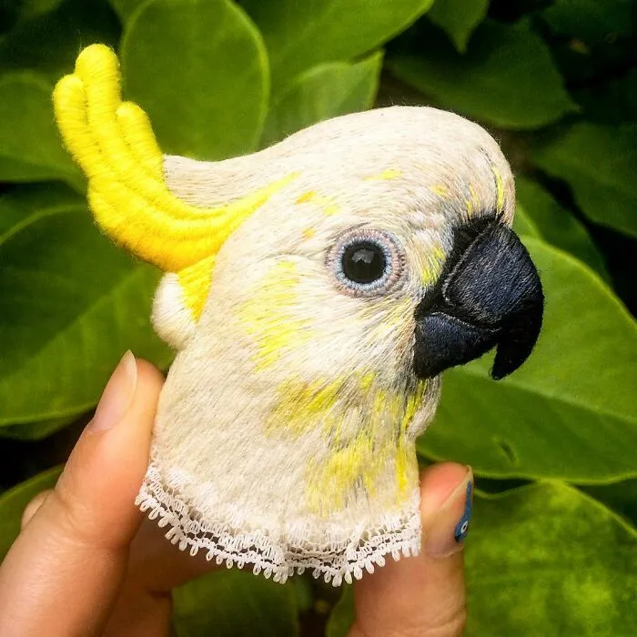 40 Embroidered Brooches By This Artist That You Might Confuse With Real Birds (New Pics)