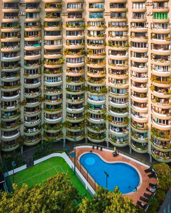 Este fotógrafo demuestra por qué Hong Kong es llamado “la jungla de cemento” (30 imágenes)