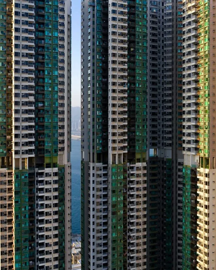 Este fotógrafo demuestra por qué Hong Kong es llamado “la jungla de cemento” (30 imágenes)