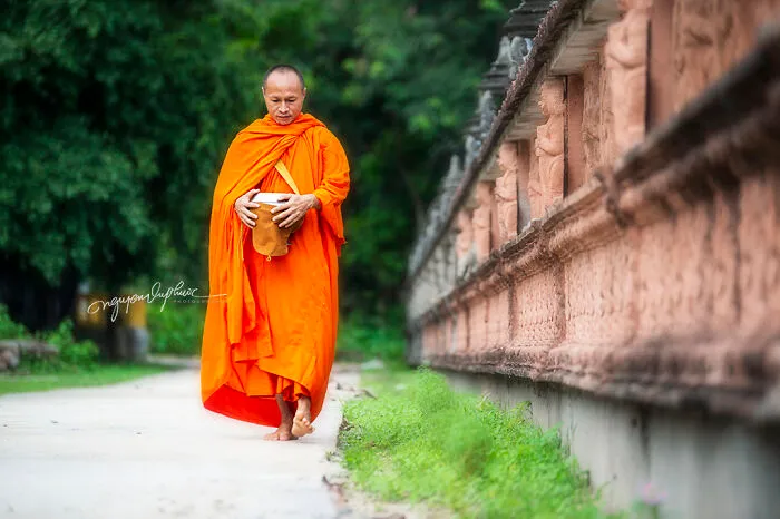 The Home-Leaving For Filial Piety Towards Grandparents And Parents Is A Beauty In The Community Of Young Khmer Buddhists