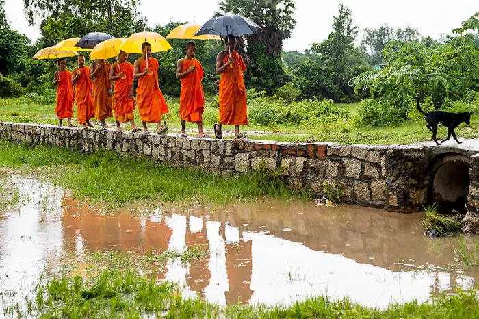 I Documented The Home-Leaving Tradition Among Khmer Buddhists (30 Pics)