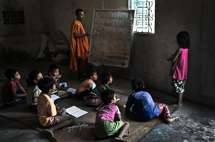 I Documented The Home-Leaving Tradition Among Khmer Buddhists (30 Pics)