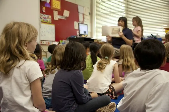 Someone Asked Teachers “What Was Hilarious At The Time That You Absolutely 100% Could Not Laugh At?” And Their Responses Did Not Disappoint (30 Stories)