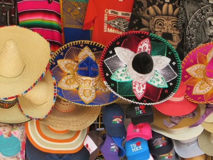 The 30 Biggest Mistakes Most Tourists Make In Major Cities, As Revealed By People Who Travel A Lot (New Answers)