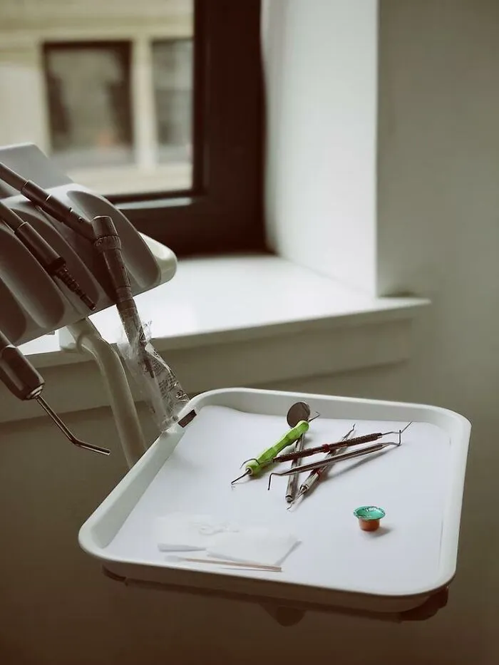 30 Bone-Chilling Stories From People Who Woke Up During Surgery