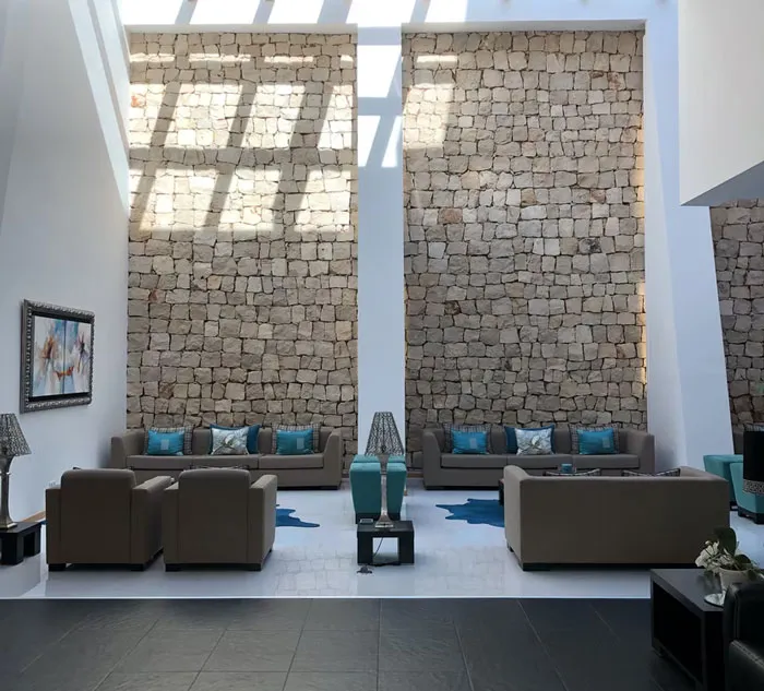 “I Straight-Up Tell Our Clients Not To Do It”: People Are Sharing 30 Of The Worst Interior Design Trends That Everyone Should Avoid