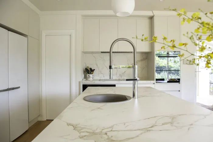 “I Straight-Up Tell Our Clients Not To Do It”: People Are Sharing 30 Of The Worst Interior Design Trends That Everyone Should Avoid