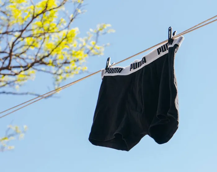 Straight Guys Are Sharing 30 Everyday Things They Secretly Do That Society Calls "Gay"