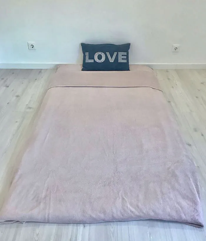My Mum Finally Escaped An Abusive Relationship And Found Herself A Little Place. No Furniture Yet But She Just Sent Me This And I’m So Proud