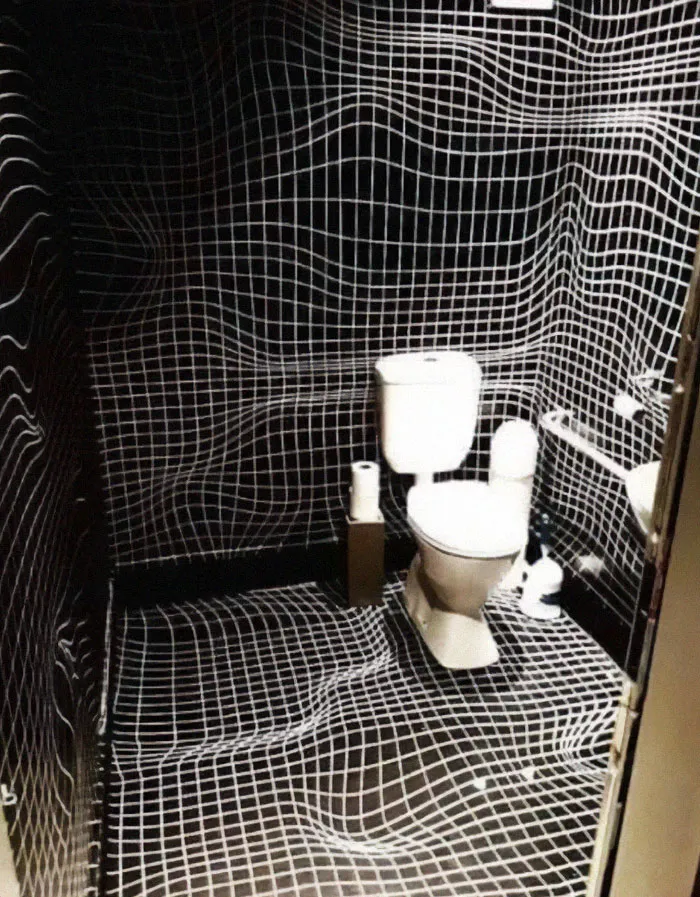 "Some Images": 50 Confusing And Funny Photos Without Any Context, As Shared By This Facebook Page