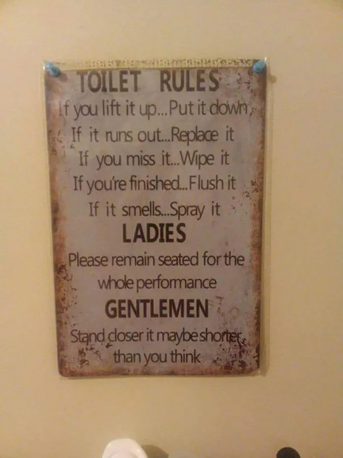 40 Times People Spotted Such Hilarious And Absurd Signs, They Had To Share Them On This Facebook Group