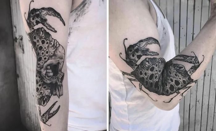 Tatuaje a mano alzada. Hecho en Les Petites Mains